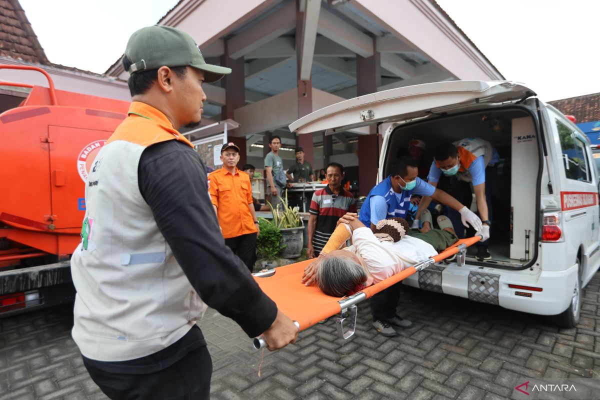 Tandu Lipat 2 dan Tandu Lipat 4